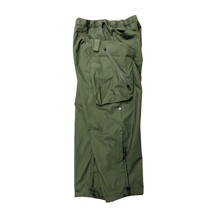 THE CHANGING LENGTH/HEM DEFORMED CARGO PANTS