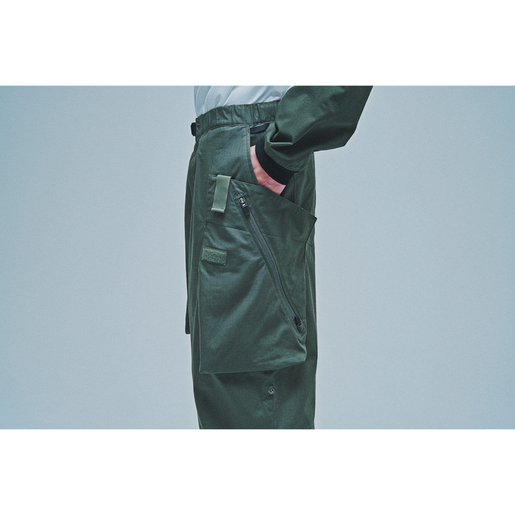 THE CHANGING LENGTH/HEM DEFORMED CARGO PANTS