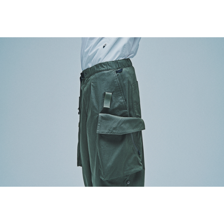 THE CHANGING LENGTH/HEM DEFORMED CARGO PANTS