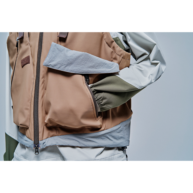 THE MULTIPLE FUNCTIONS FLEECE BONDING VEST WITH PACKABLE