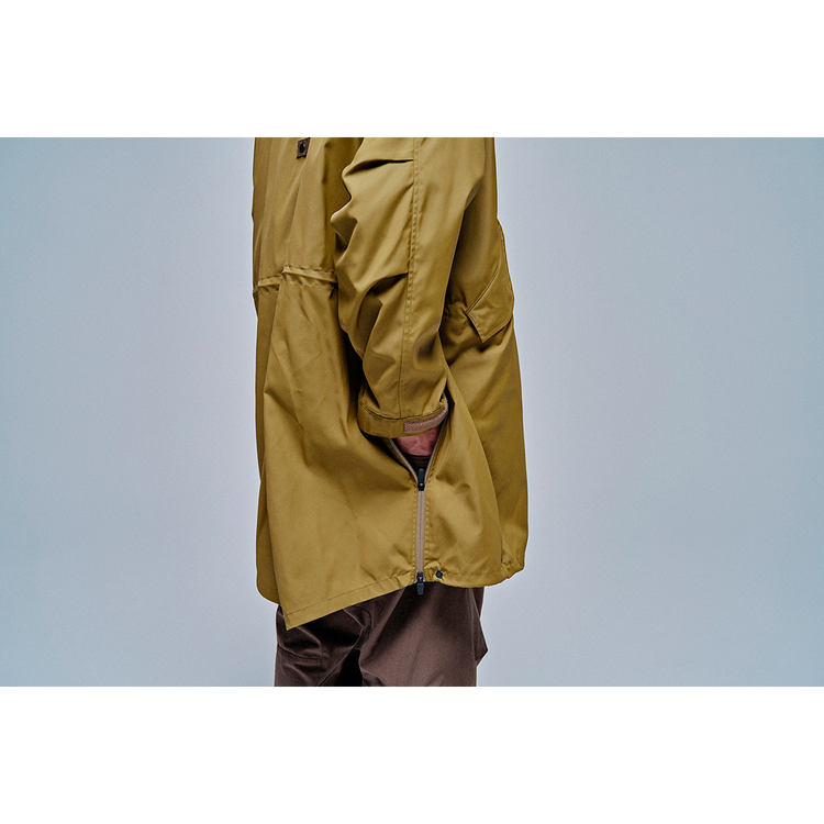 THE CHANGING LENGTH OVER COAT/JACKET
