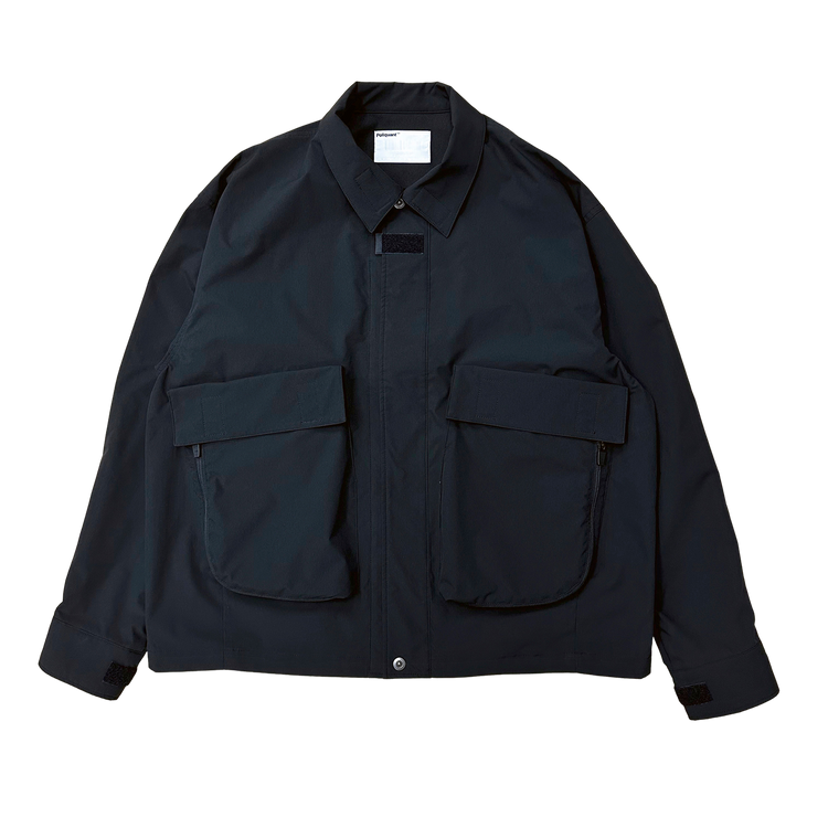 THE FATIGUE TRACKER JACKET WITH DEFORMED LARGE POCKETS